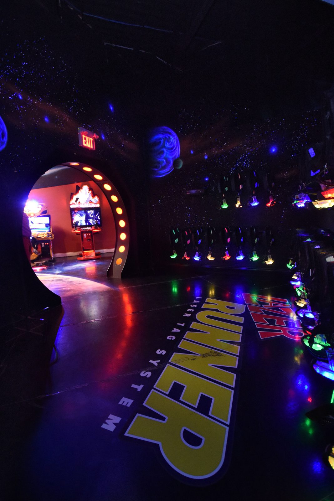 Lazer Runner arena and laser tag photo