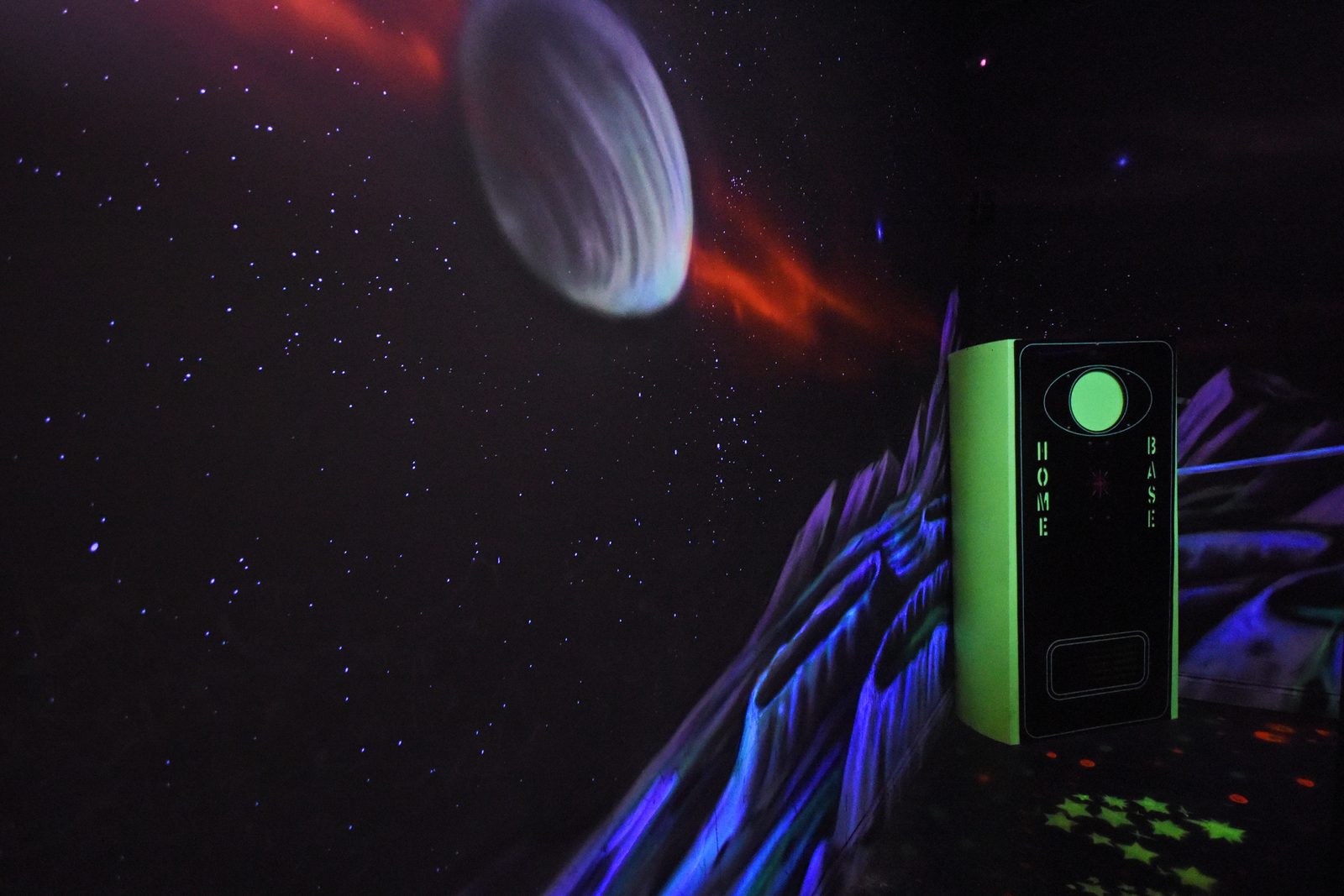 Lazer Runner arena and laser tag photo